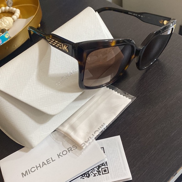 Michael Kors Cortina 2082 Sunglasses - Picture 2 of 8
